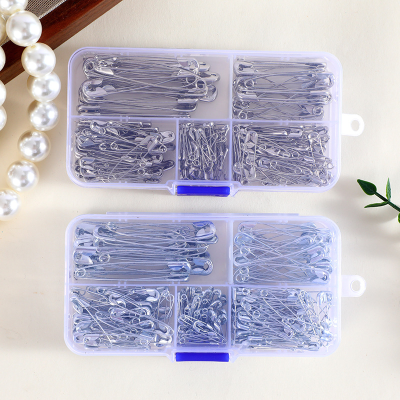 Silbernes Sicherheitsnadel-Set – Craft Embellishment Storage Bewertung und Preis
